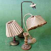dukkehus lamper gamle bordlamper gammelt legetøj miniature